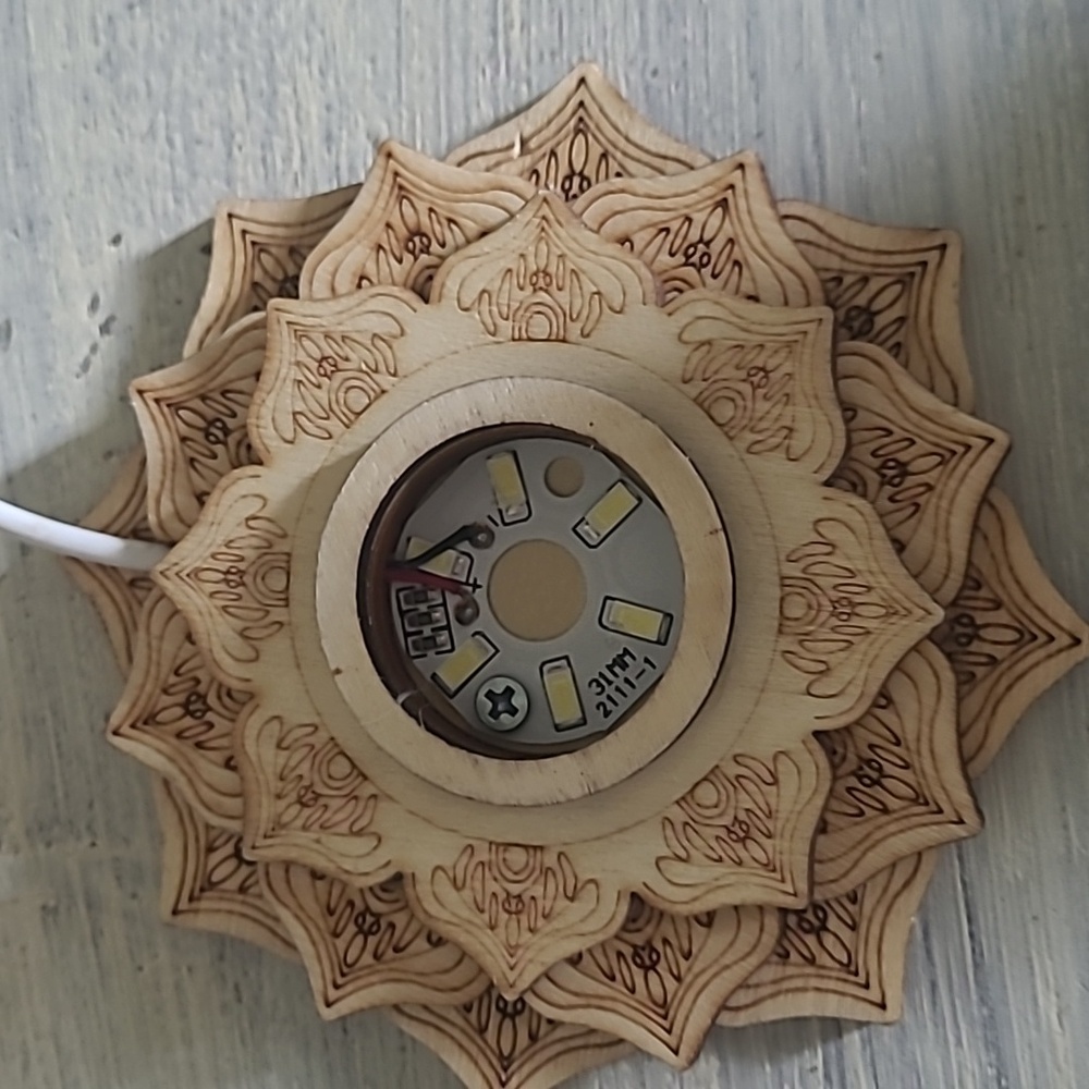 Lotus Light LED White